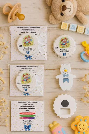Kişiye Özel Kartlı Kapak Şekilli Açacak Magnet | Yeni Doğan & Özel Gün Hediyelikleri
