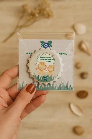 Kişiye Özel Kartlı Kapak Şekilli Açacak Magnet | Yeni Doğan & Özel Gün Hediyelikleri