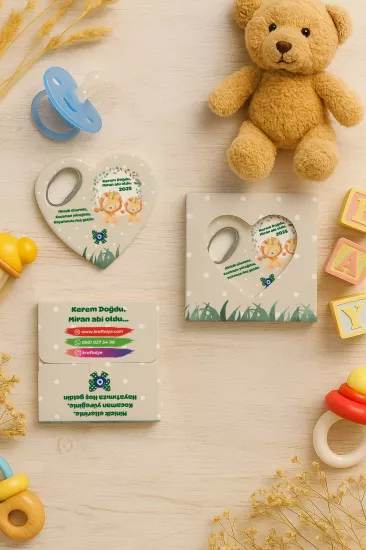 Yeni Doğan, Baby Shower ve Doğum Günü İçin Kutulu Kalp Açacak Magnet