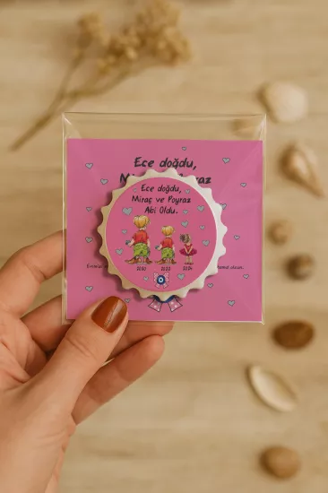 Kişiye Özel Kartlı Kapak Şekilli Açacak Magnet | Yeni Doğan & Özel Gün Hediyelikleri