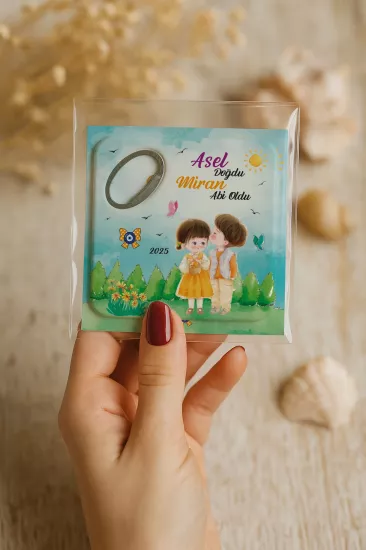Abi Erkek Kardeş Temalı Kartlı Kare Açacak Magnet