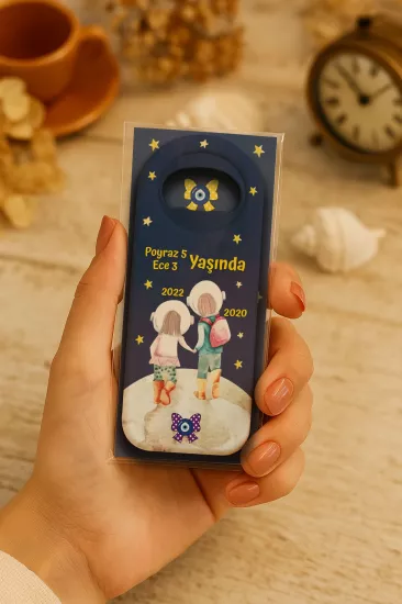 Kişiye Özel Kartlı Uzun Açacak Magnet | Bebek ve Özel Gün Hediyelikleri