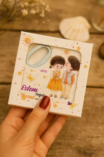 Kişiye Özel Kutulu Kare Açacak Magnet – Doğum Günü, Baby Shower ve Bebek Hediyelikleri