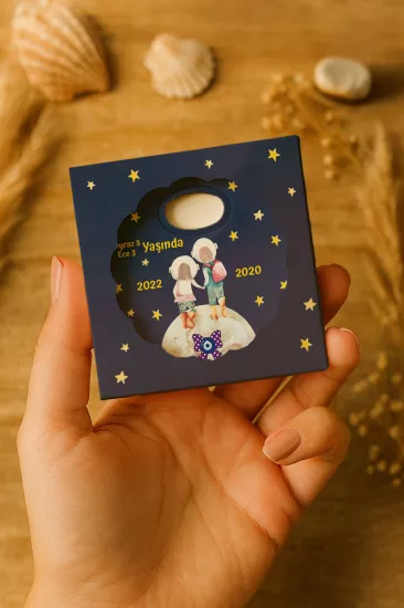 Kutulu Papatya Açacak Magnet – Bebek Hediyesi, Baby Shower, Doğum Günü