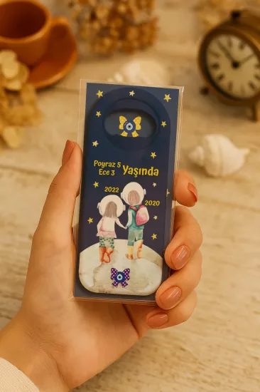 Kişiye Özel Kartlı Uzun Açacak Magnet | Bebek ve Özel Gün Hediyelikleri