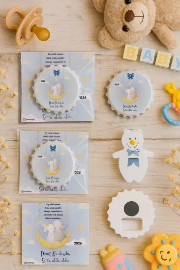 Kişiye Özel Kartlı Kapak Şekilli Açacak Magnet | Yeni Doğan & Özel Gün Hediyelikleri