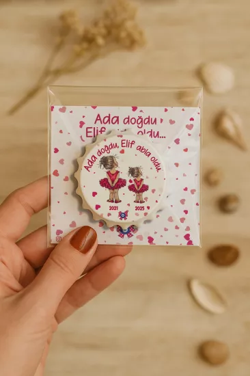 Kişiye Özel Kartlı Kapak Şekilli Açacak Magnet | Yeni Doğan & Özel Gün Hediyelikleri