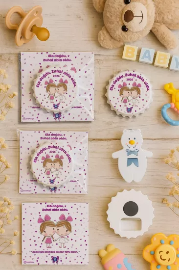 Kişiye Özel Kartlı Kapak Şekilli Açacak Magnet | Yeni Doğan & Özel Gün Hediyelikleri