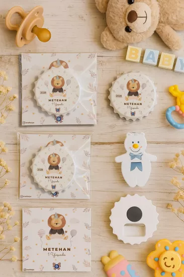 Kişiye Özel Kartlı Kapak Şekilli Açacak Magnet | Yeni Doğan & Özel Gün Hediyelikleri