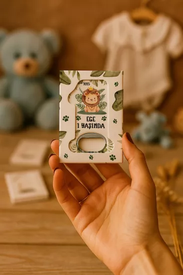 Kutulu 1 Yaş Açacak Magnet | Bebek, Doğum Günü & Baby Shower Hediyesi