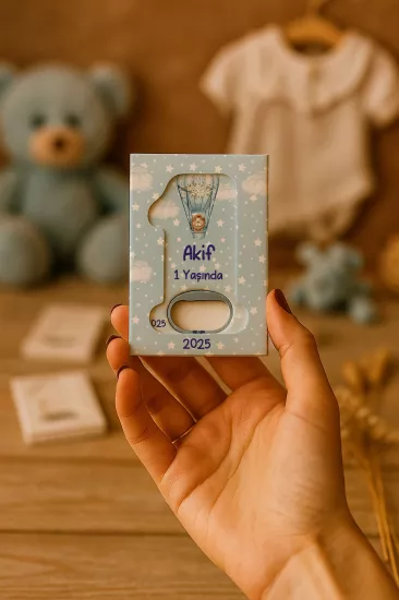 Kutulu 1 Yaş Açacak Magnet | Bebek, Doğum Günü & Baby Shower Hediyesi