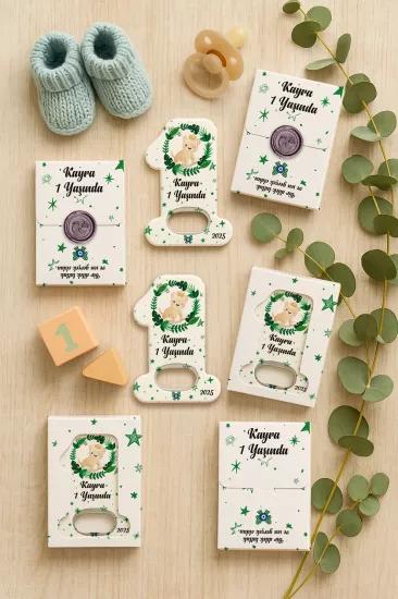 Mühürlü Kutulu 1 Yaş Açacak Magnet | Kişiye Özel Bebek Hediyesi