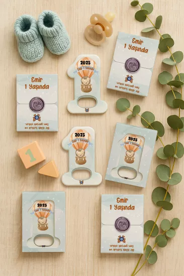Mühürlü Kutulu 1 Yaş Açacak Magnet | Kişiye Özel Bebek Hediyesi