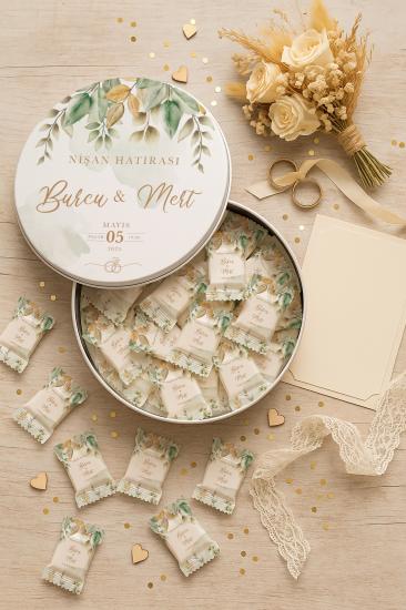 Metal Kutulu Sütlü Madlen Çikolata – Kişiye Özel Söz, Kına & Düğün Hediyesi