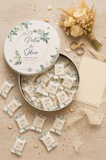 Metal Kutulu Sütlü Madlen Çikolata – Kişiye Özel Söz, Kına & Düğün Hediyesi