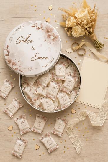 Metal Kutulu Sütlü Madlen Çikolata – Kişiye Özel Söz, Kına & Düğün Hediyesi