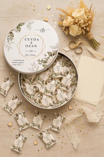 Metal Kutulu Sütlü Madlen Çikolata – Kişiye Özel Söz, Kına & Düğün Hediyesi