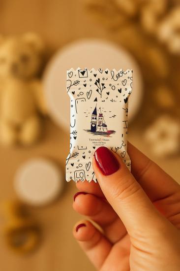 Metal Kutulu Sütlü Madlen Çikolata – Kişiye Özel Söz, Kına & Düğün Hediyesi