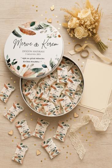 Metal Kutulu Sütlü Madlen Çikolata – Kişiye Özel Söz, Kına & Düğün Hediyesi