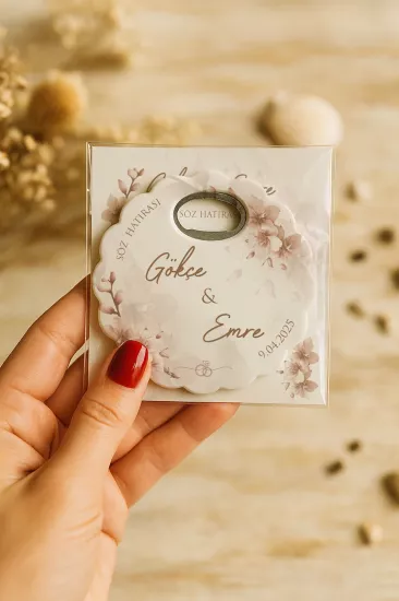 Papatya Bardak Altlığı Açacak Magnet – Jelatin Kartlı Düğün Hediyeliği
